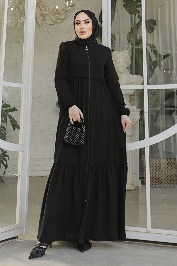 Gathered Detail Zippered Abaya - Black