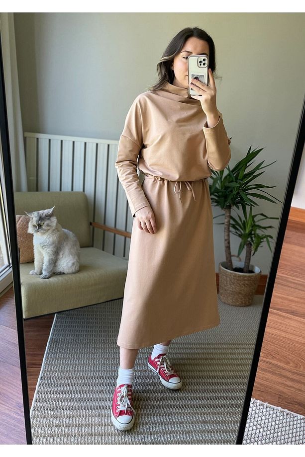 Dik Yaka Sweat Elbise Beli Büzgülü Sweat Elbise Tesettür Sweat Elbise - 1