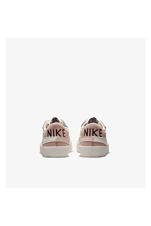 Blazer Low '77 Jumbo Kadın Sneaker - 4