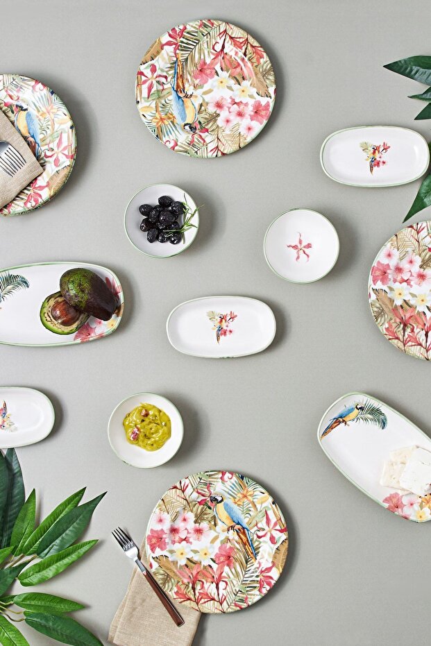 Loro 16 Piece Breakfast Serving Set for 6 People