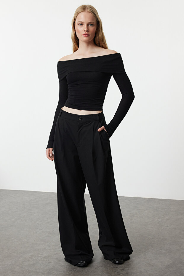 Siyah Carmen Yaka Fitted/Vücuda Oturan Crop Esnek Örme Bluz TWOAW25BZ00008 - 6
