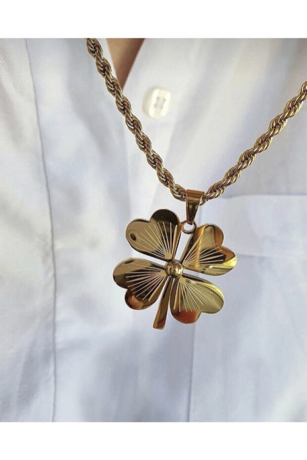 Steel Twirl Chain Clover Necklace