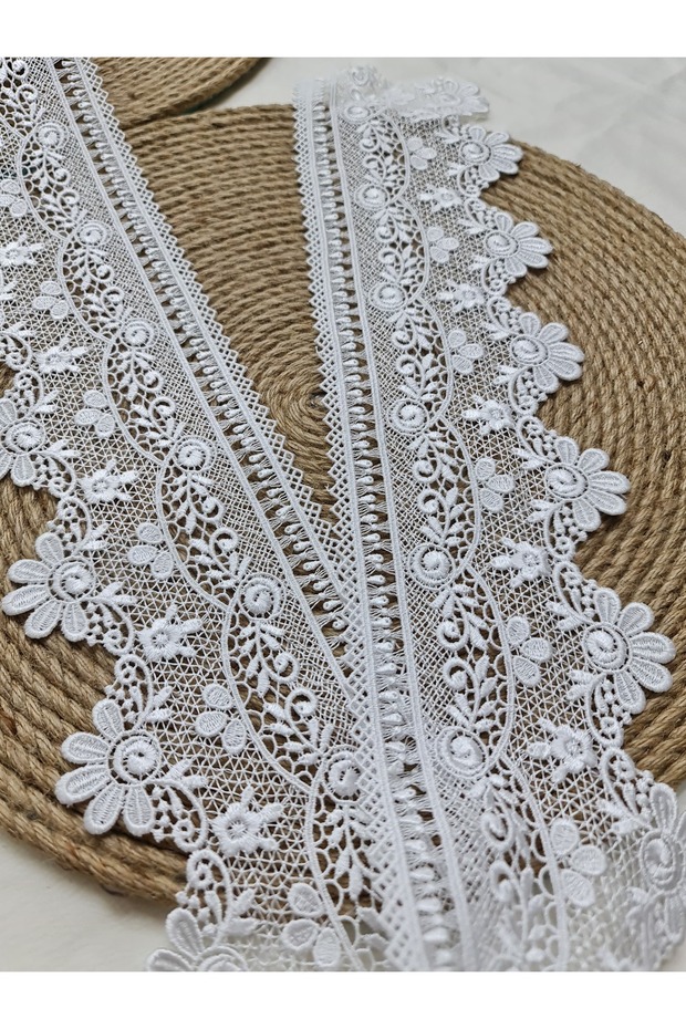 Guipure French Lace Needle Lace 1 METER