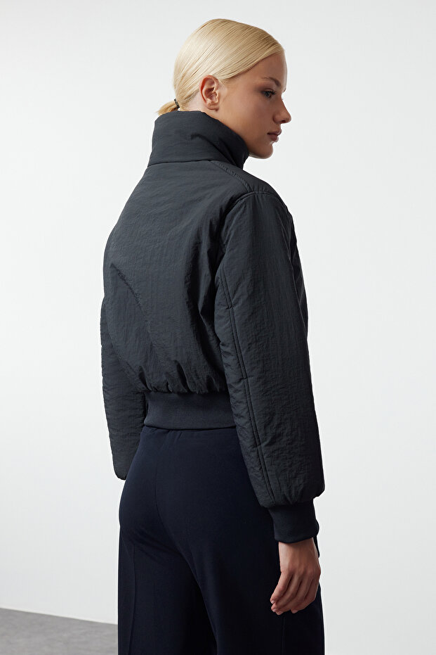 Voděodpudivý námořnicky modrý oversize prošívaný kabát – detailní žebrování, Twoaw25Mo00172 - 3