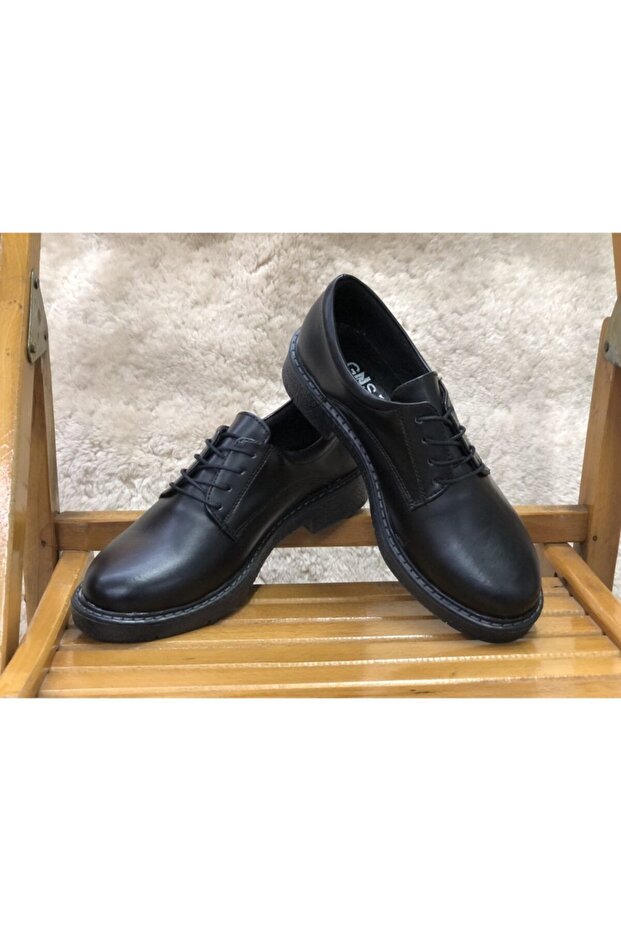 Unisex Stringed Non-Slip Sole Classic Model Oxford Shoes