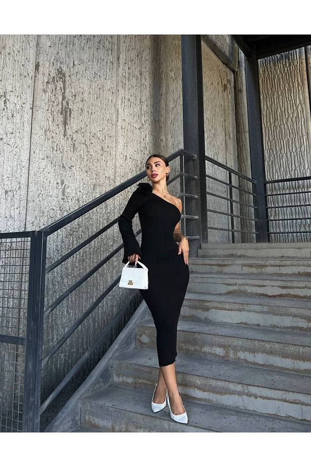 Gül Aksesuarlı, Tek Kollu Triko Elbise - 3