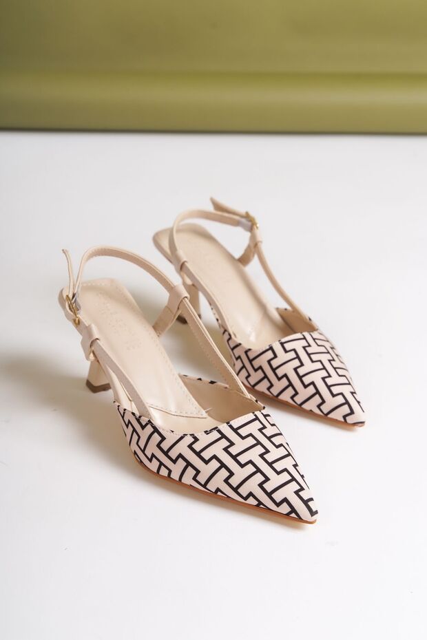 حذاء Gisele مفتوح الظهر منقوش بمقدمة مدببة باللون البيج - 2