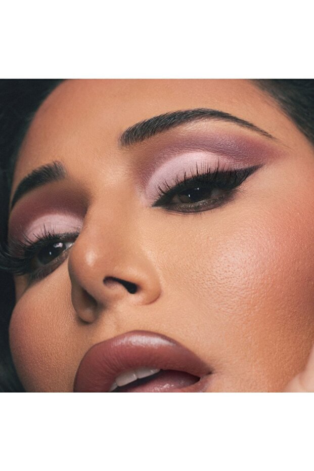 Matte Obsessions Eyeshadow Palette - 3