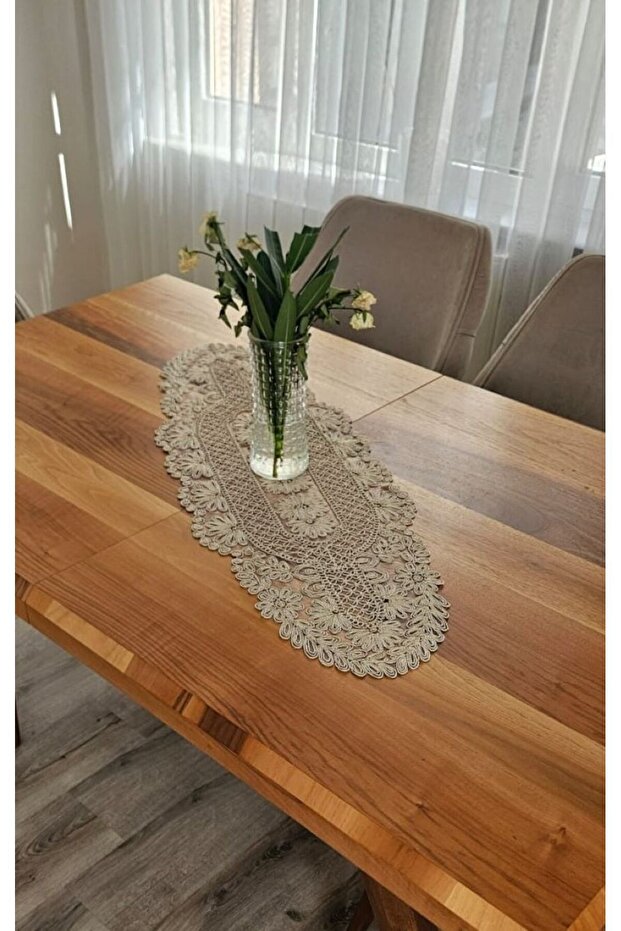 STylish Color paTTerned Tulle Laced Runner - 1
