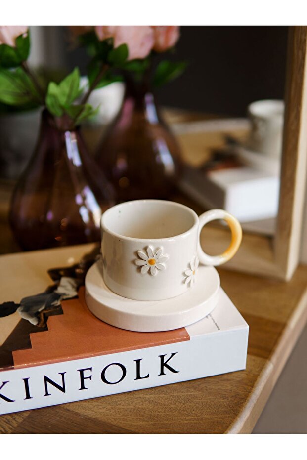 Daisy Pattern Handmade Ceramic Mug - 1
