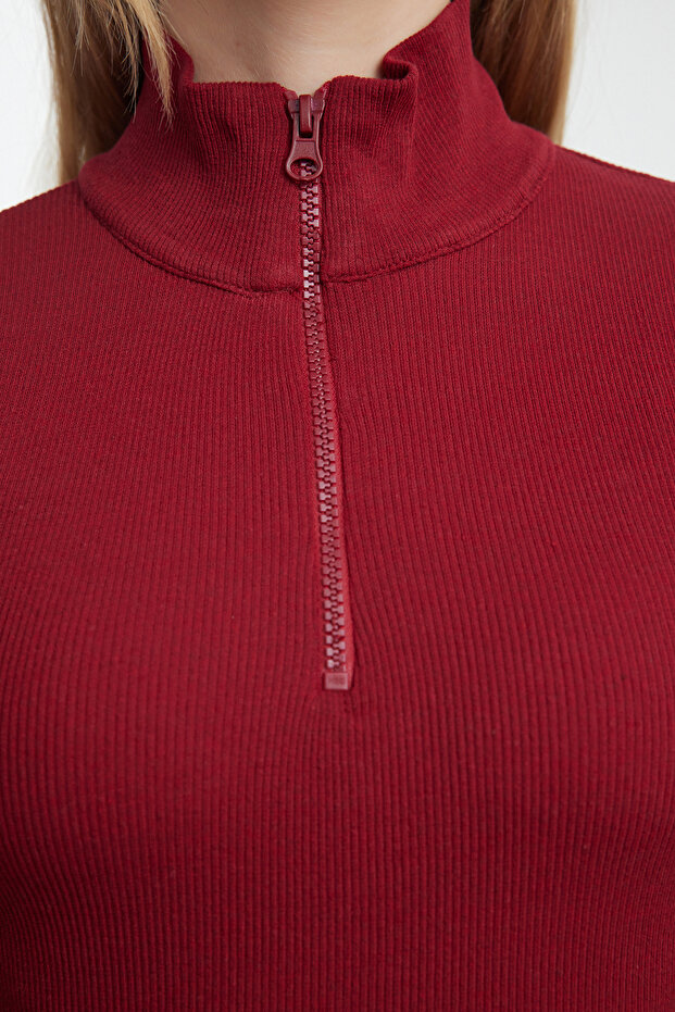 Bordo Fitted/vücuda Oturan Fermuarlı Yaka Esnek Örme Bluz TWOAW25BZ00163 - 4