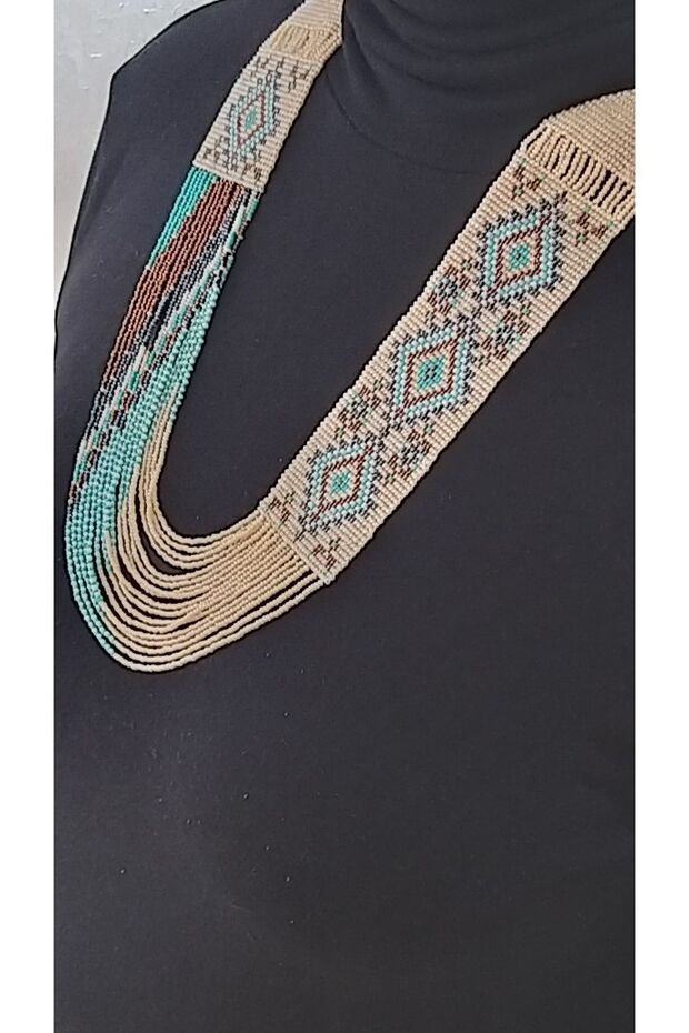 Etnik Desen Elde Dokuma Kolye - 2