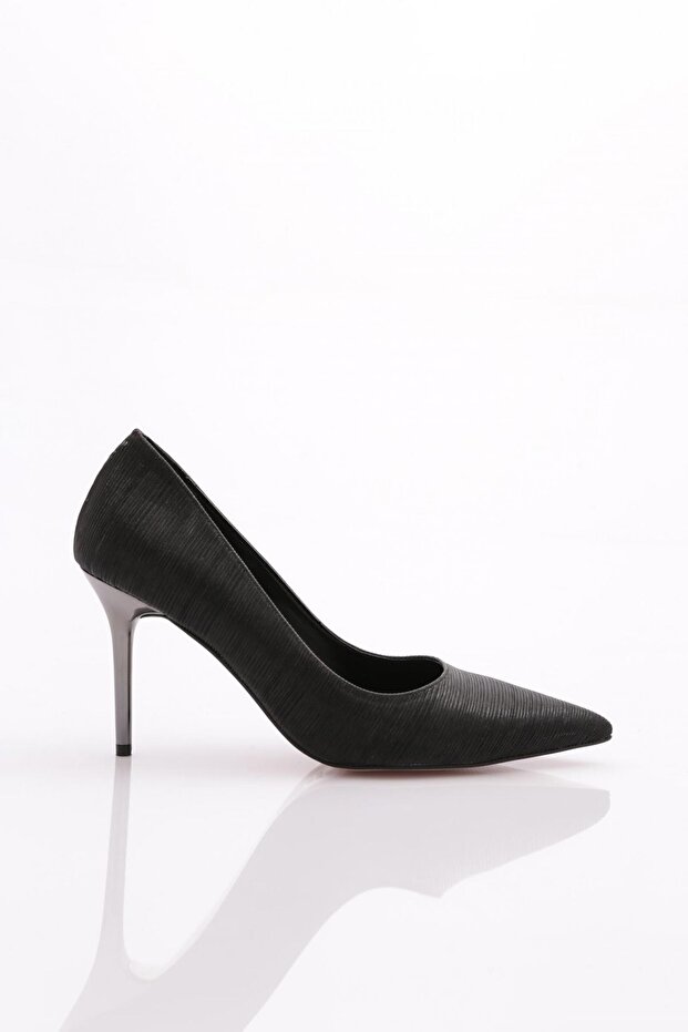 3725 Women's Heeled Shoes Black Breast