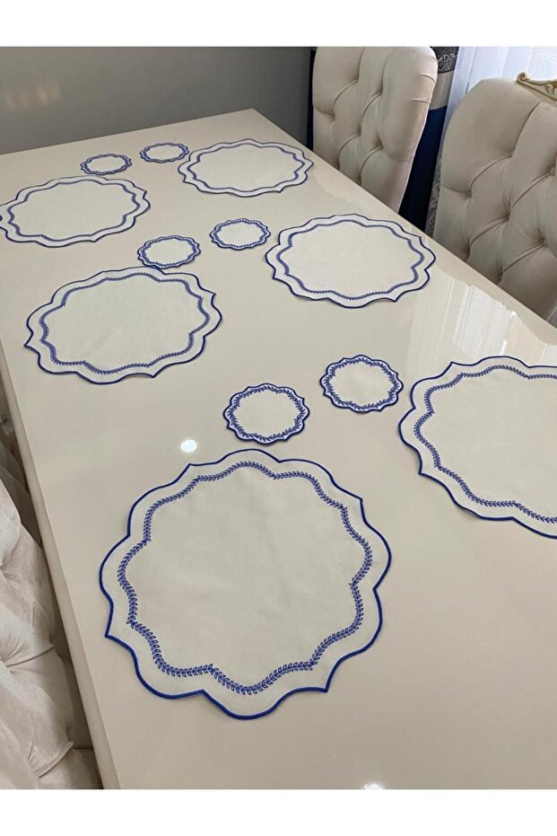 12 Pieces of First Quality Linen Embroidered Leaf Pattern Placemat and Presentation Napkin