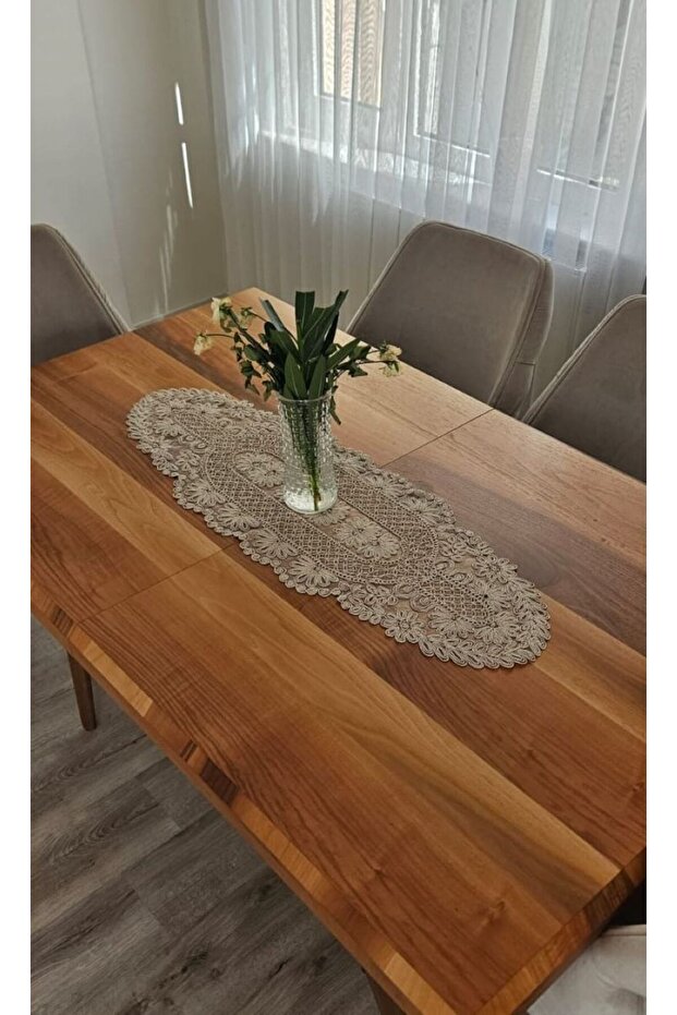 STylish Color paTTerned Tulle Laced Runner - 4