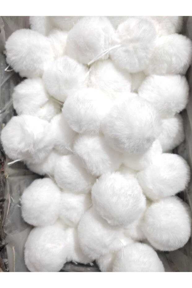 Rabbit Yumos Pompon 10 Pieces White 5 Cm