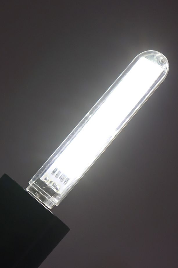 8 Ledli USB Girişli Portatif Led Kitap Okuma Kamp Bilgisayar Çalışma Masası Lambası - 5
