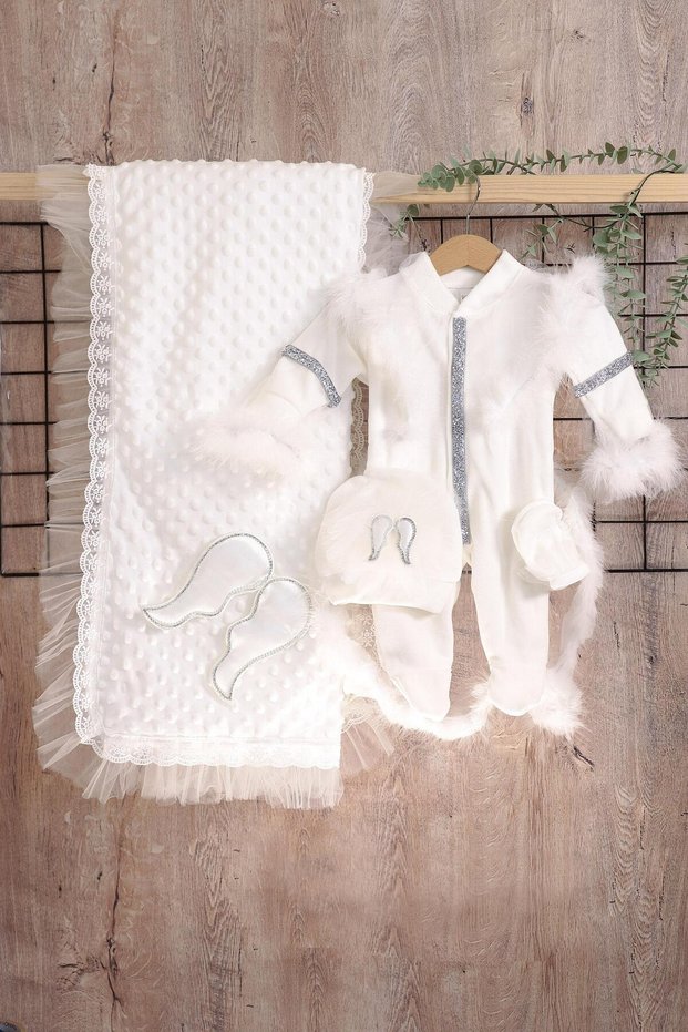 Baby Girl and Boy Ecru Angel Winged Luxury Special Day Velvet Blanket Hospital Release Stl6748