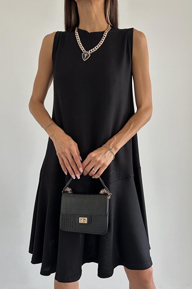 Black Loose Basic Dress - Flounced Zero Sleeve - 2