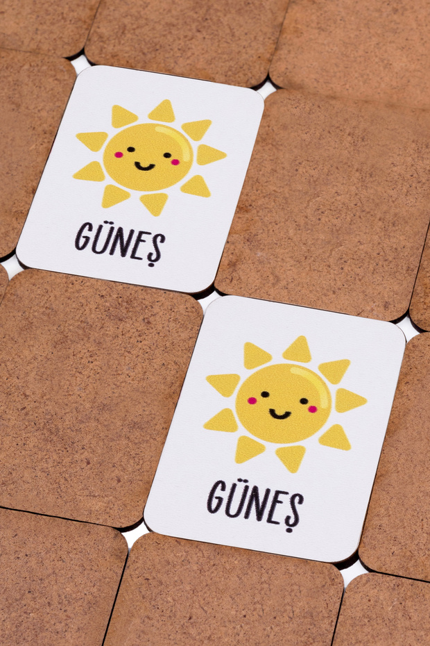 بطاقات مطابقة خشبية ممتعة وتعليمية تحت عنوان الفضاء - 4