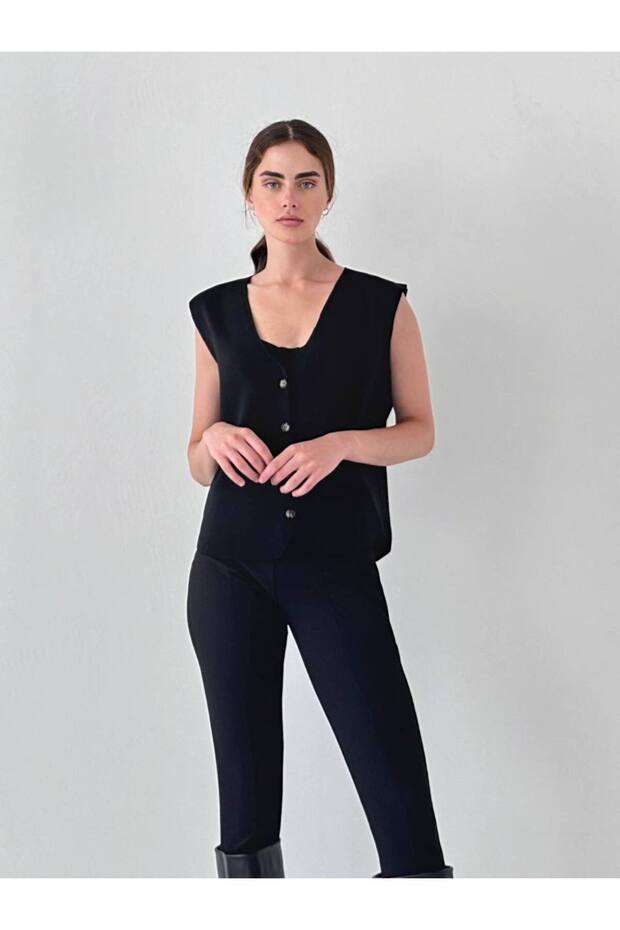 Schwarze Strickweste - Bone Buttoned Basic Modell - 2