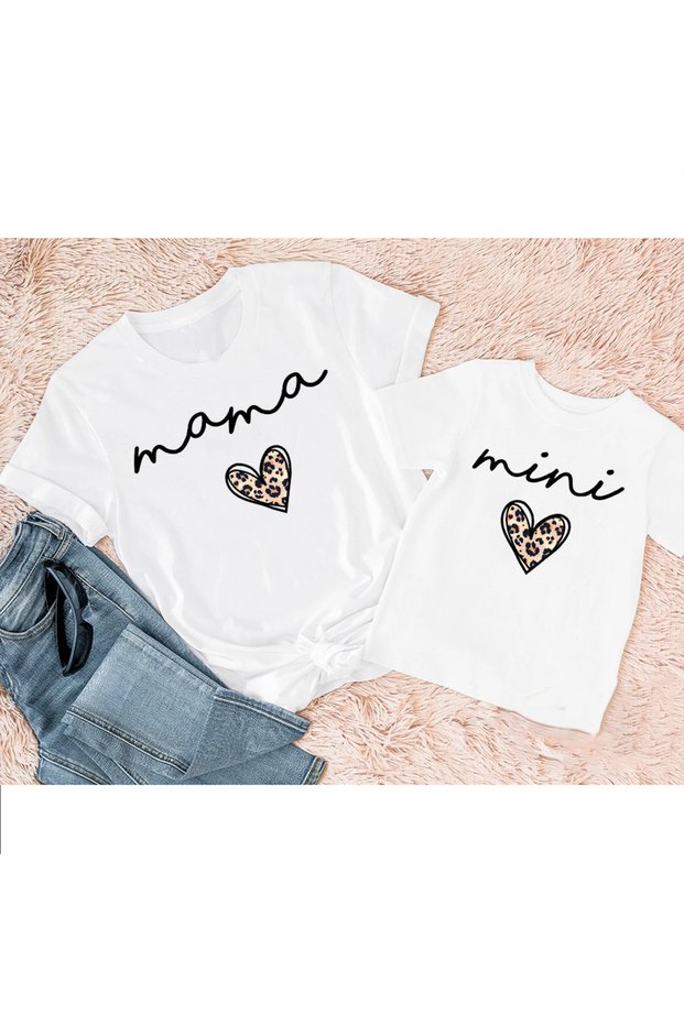 Family t Shirt Mother Daughter Mom and Me Heart Print T-Shirt Cute Tops Lovely Family Clothing