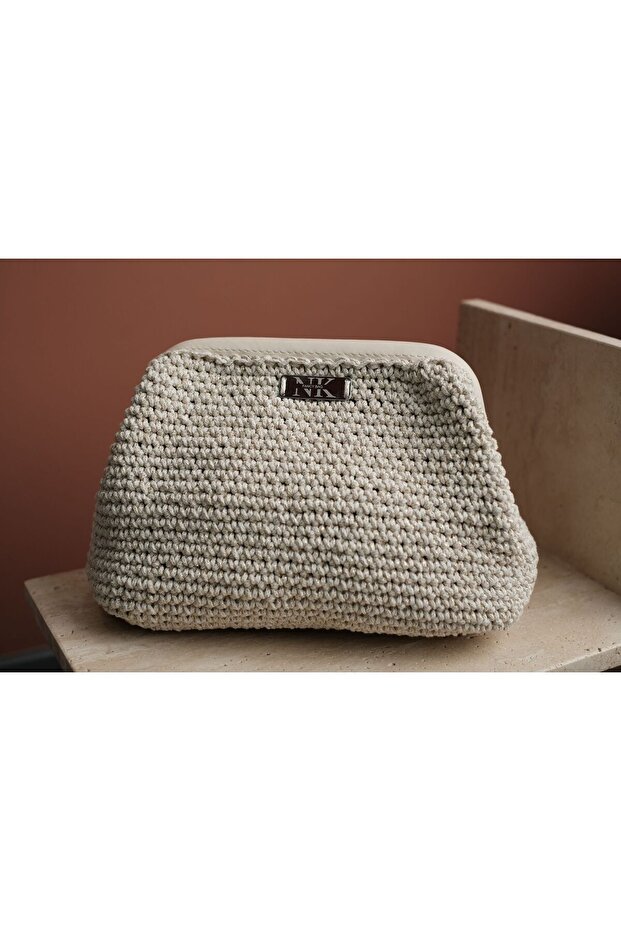 CLUTCH BAG