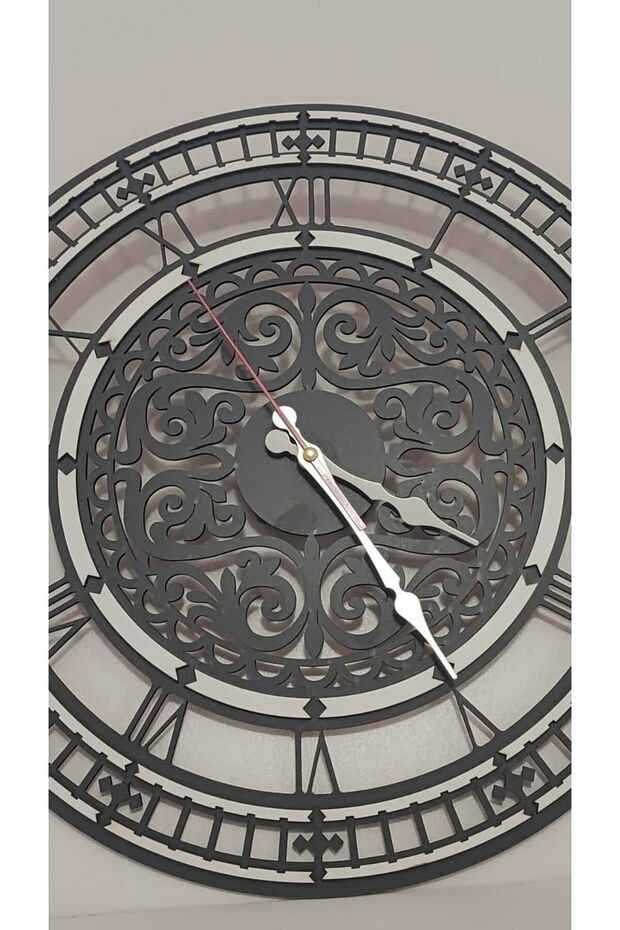 ساعة الحائط - 2