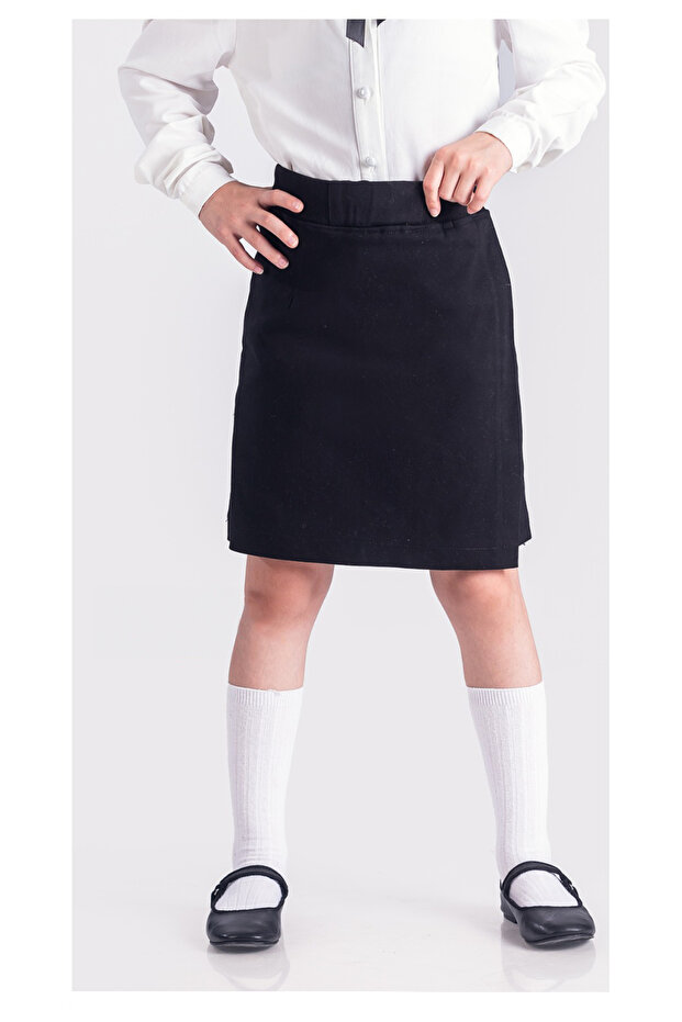 Devojka Suknja-šorts - Model 8637 - 2