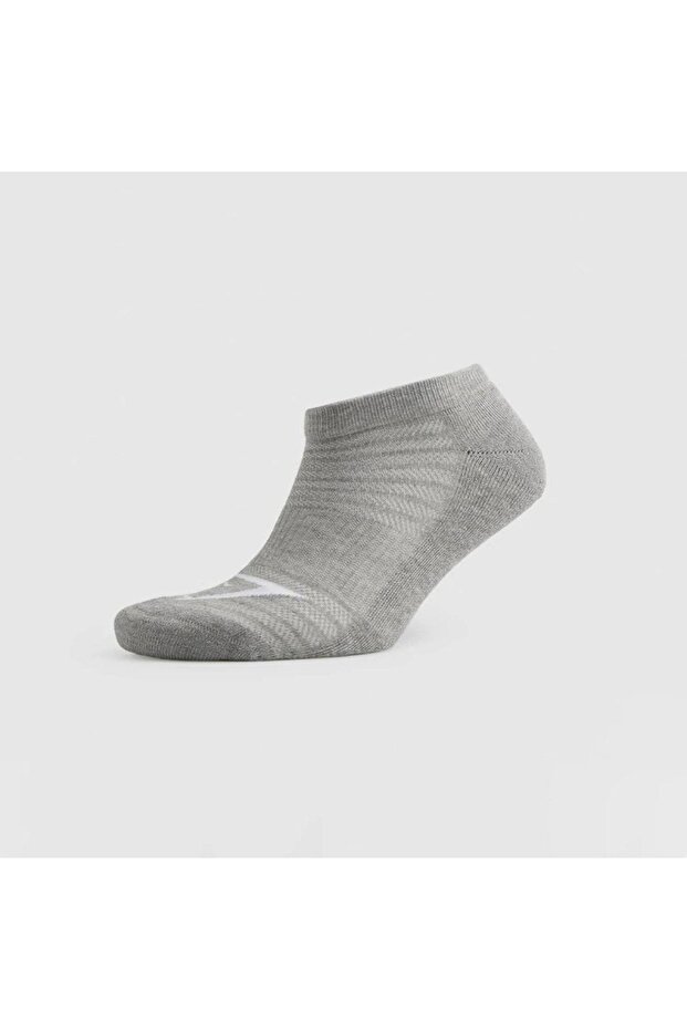 عبوة من 3 جوارب رياضية للأداء - 3