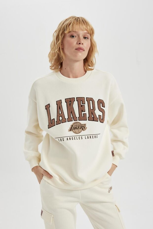 Fit Nba Los Angeles Lakers Oversize Fit Crew Neck Thick Sweatshirt A9550Ax23Wn