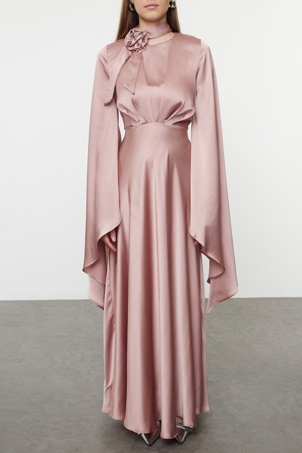 Szatén szőtt púderrózsa estélyi ruha kiegészítőkkel Tctss24Db00066 - 3