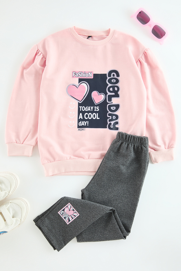 Pembe Pamuklu Kalp Baskılı Kız Çocuk Sweatshirt ve Taytlı Örme Alt-Üst Takım TKDAW25AU00063 - 3