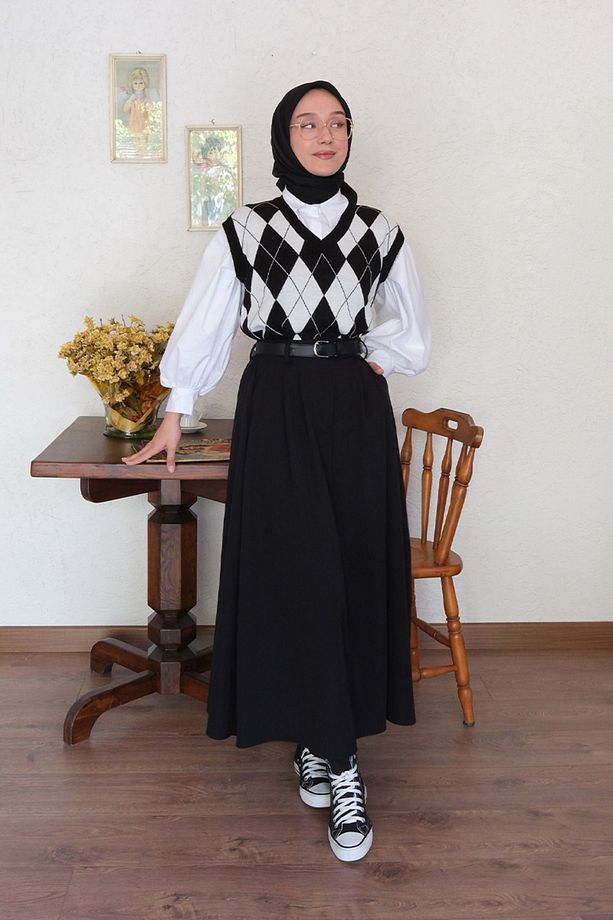 Siyah Tek Düğmeli Etek - 1