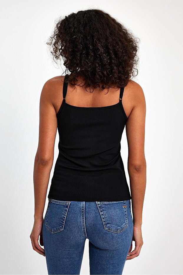 Dantel İşlemeli Ayarlanabilir Askılı Bluz - 5