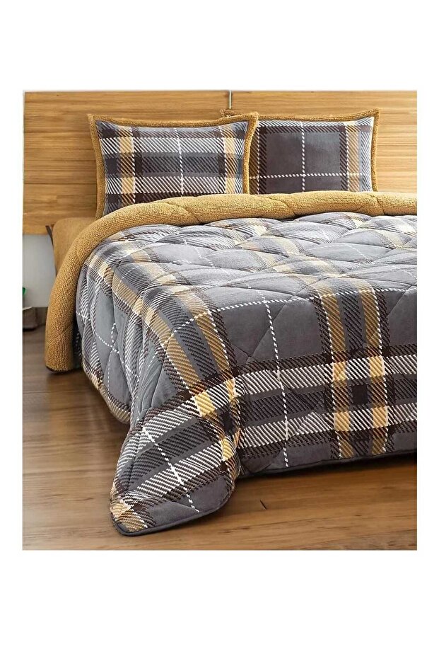Double Comforter and Quilt Set - 1