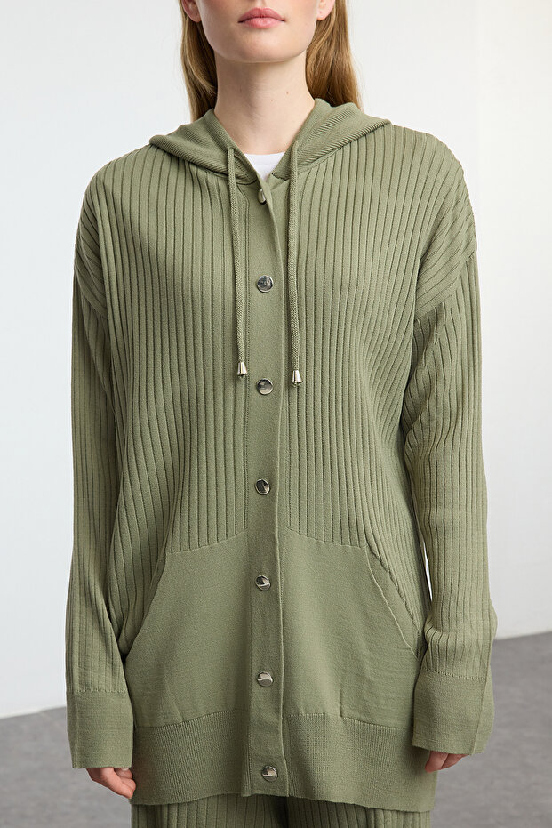 Haki Kapüşonlu Oversize Triko Alt-Üst Takım TCTAW25US00022 - 3
