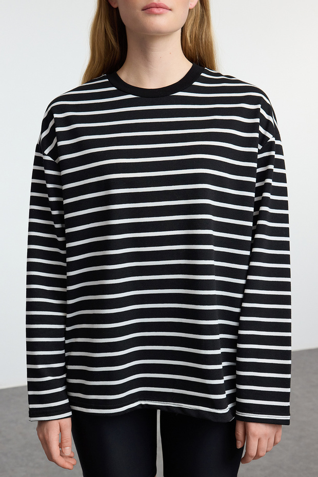 Mikina Crew Neck čierna pruhovaná široký strih - TWOAW23sw00326 - 3