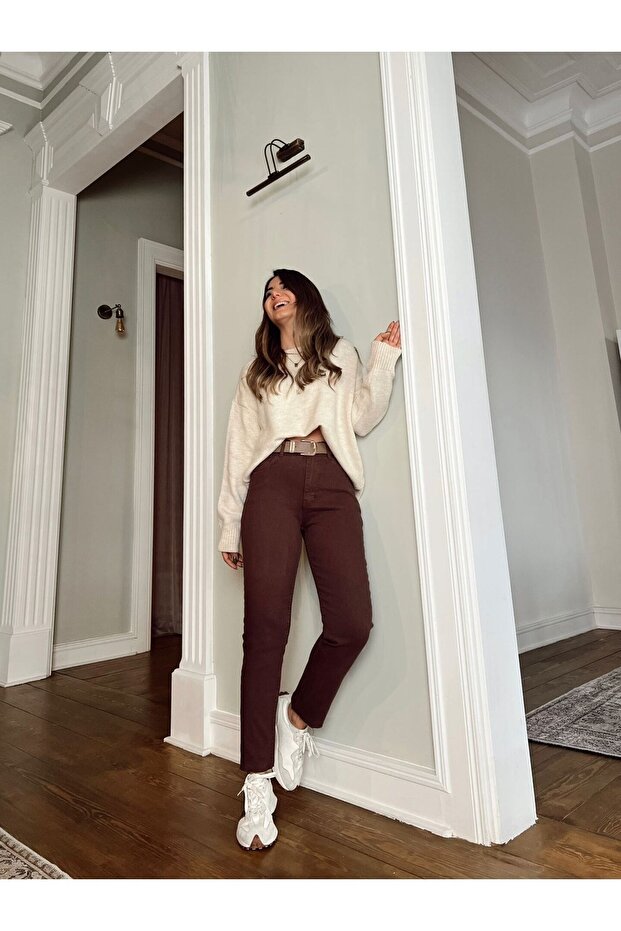 Penolope női barna Lycra Mom Fit Jean - 1