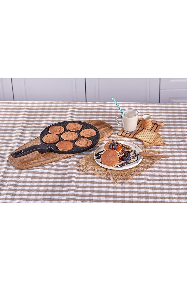 Casting Pancake Pan - 2