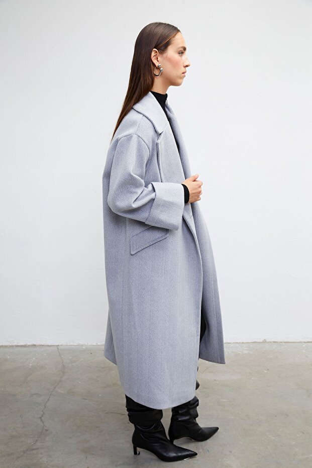 Herringbone patterned double-breasted wool coat - 1