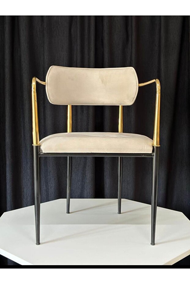 Gold sandalye - 1