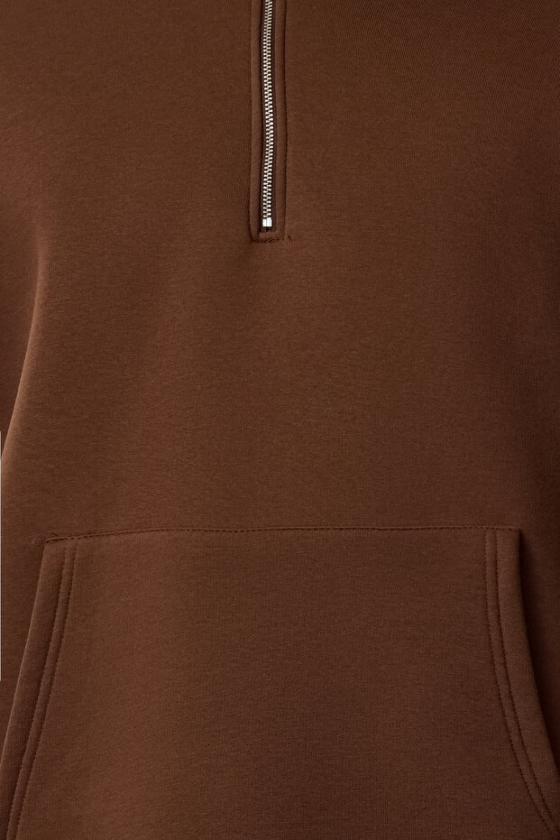 Kahverengi Oversize/Geniş Kesim Fermuarlı Kapüşonlu İçi Polarlı Basic Sweatshirt TMNAW25SW00050 - 3