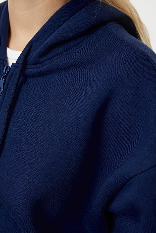 Koyu Lacivert Oversize/Rahat Kesim Fermuarlı Kalın İçi Polarlı Örme Sweatshirt TWOAW24SW00188 - 4