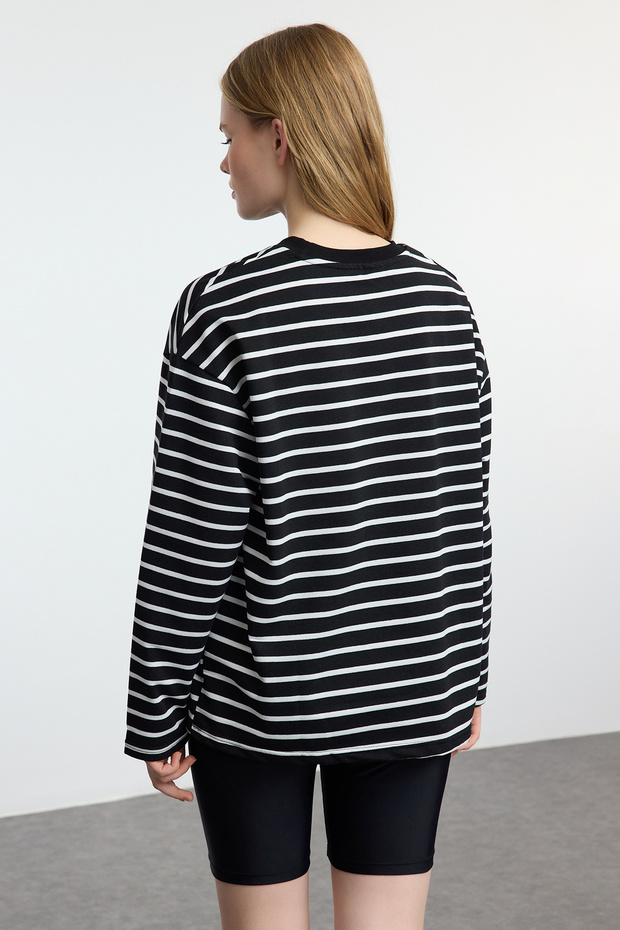 Mikina Crew Neck čierna pruhovaná široký strih - TWOAW23sw00326 - 5