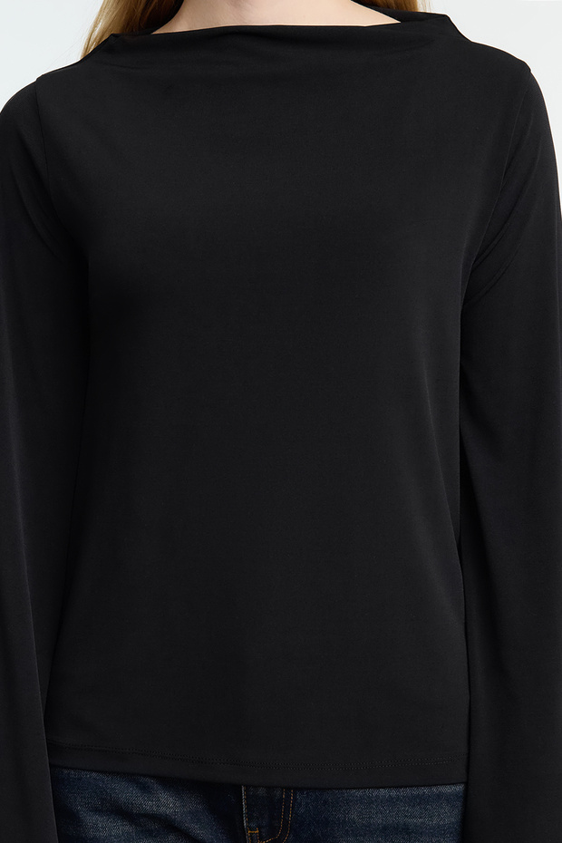 Czarna, luźna i wygodna bluzka z elastycznej dzianiny z hiszpańskimi rękawami TWOAW25BZ00203 - 4
