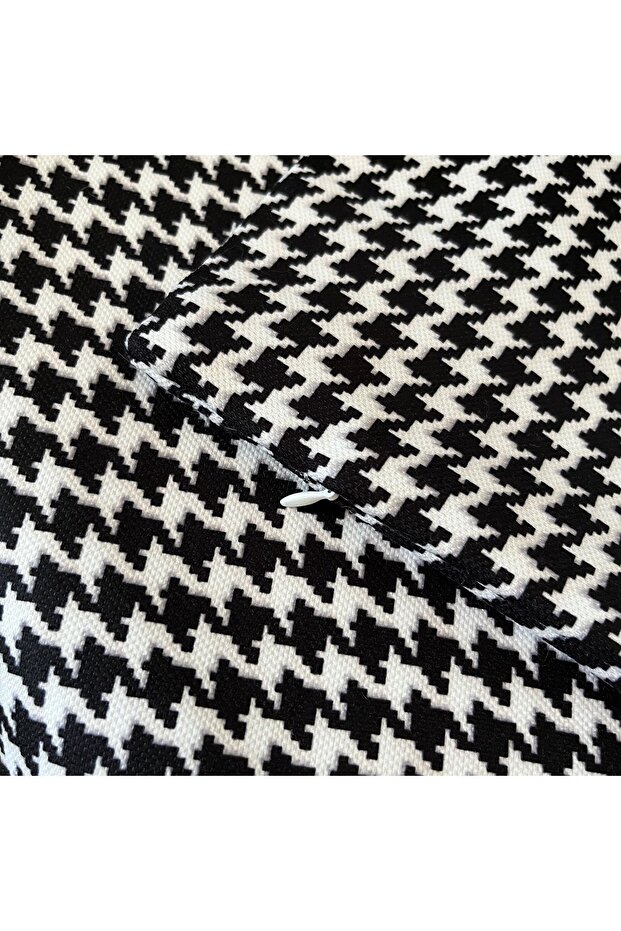 Digital Printed Houndstooth Patterned Throw Pillow Cover - 4