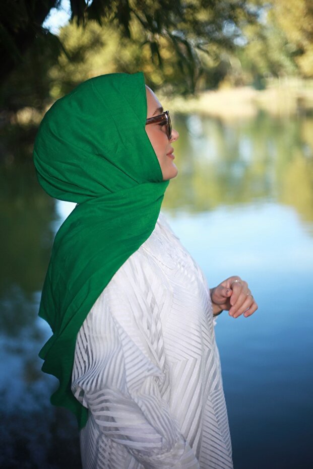 Hijab Bamboo Crat 3 Piece Shawl Set (powder-benetton-bitter Brown)