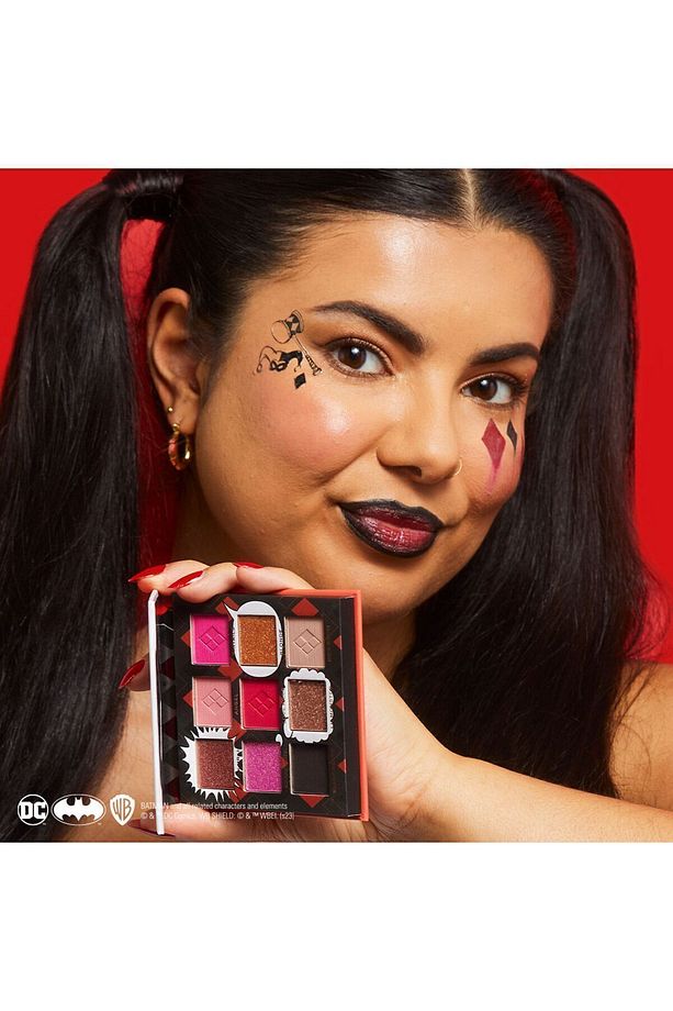 DC x Harley Quinn Rebel Heart Eyeshadow Palette - Far Paleti - 2