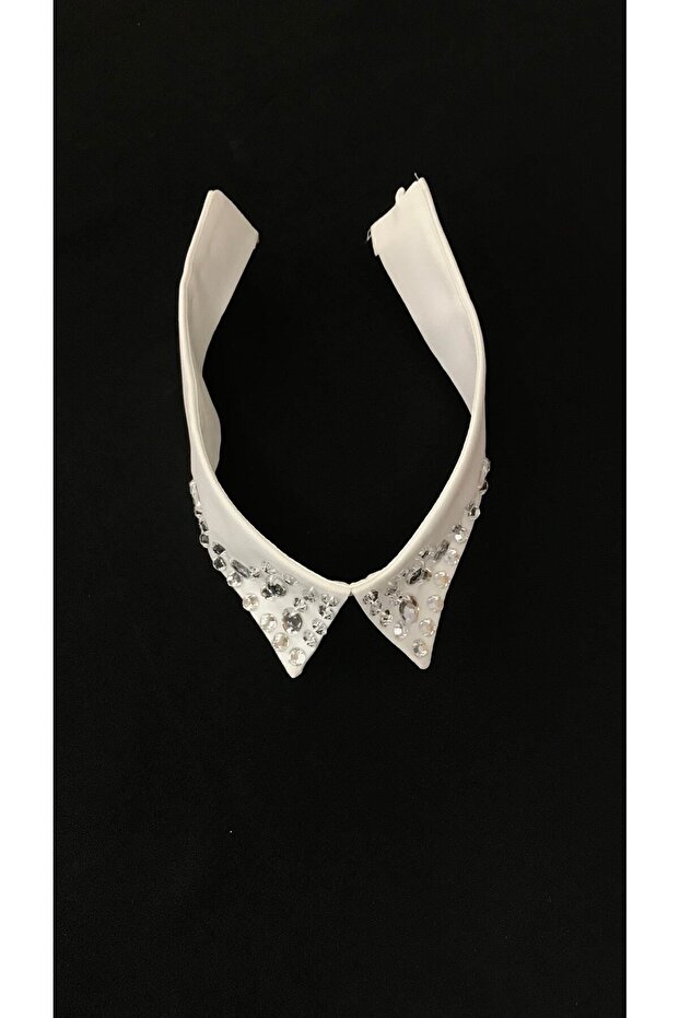 Taşlı Beyaz Yaka - 1